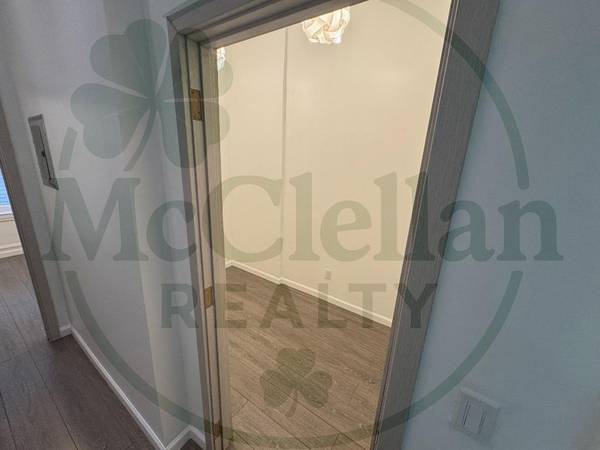 $1,500 / 400ft2 - Quaint Office in Koreatown – Perfect for a Small/Growing Business (Chelsea)64212276717442124