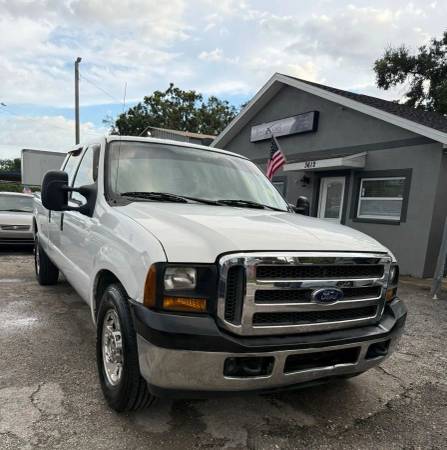 2005 Ford F350 Super Duty Crew Cab - Financiamiento disponible con precio completo - $8,49963443331296771121