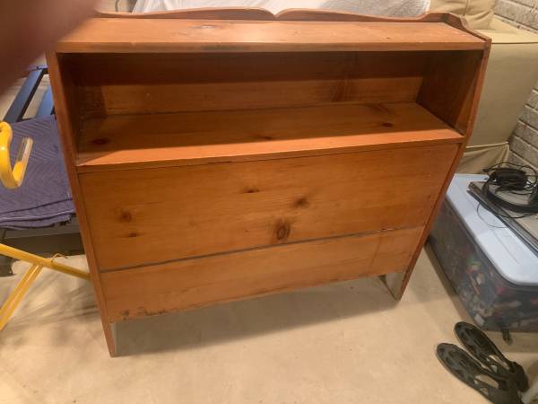 Headboard, twin bed 1