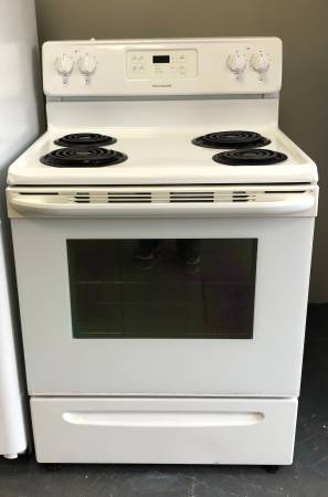 FRIGIDIARE ELECTRIC RANGE/WHITE 1