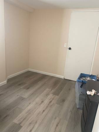 2 bedrooms available 1