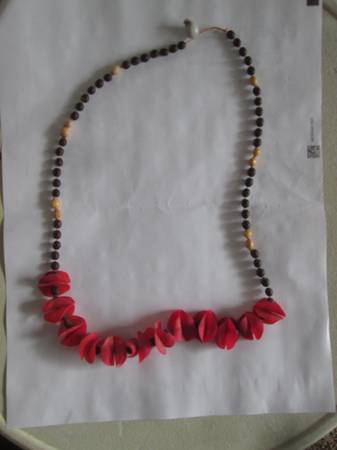 Coconut Beaded Necklace from Fiji 1