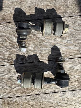 1984-89 Nissan 300ZX front sway bar end links w/poly bushings 1