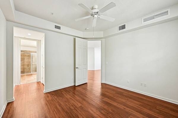 $2,630 / 3br - 1588ft2 - On-site Management, Picnic Area/Pavilion, Pool (6116 Yellow Sun Drive, Lake Worth, FL)63983674481283124
