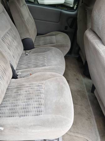 2003 Chevy Venture 7 Passenger - $1,900 (ANCHORAGE)63442782821249123