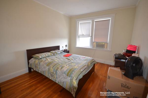 $2,200 / 1br - SIN COMISIÓN. Brighton 1 dormitorio con calefacción y agua caliente incluidas. Disponible 9/163809989329155122
