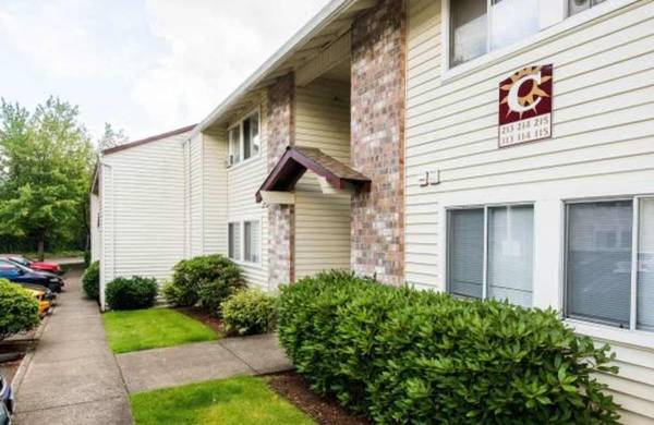 $1,499 / 2br - 986ft2 - Lavaplatos, Patio Privado, Piscina Refrescante (Norte Central de Gresham)63956500042754123