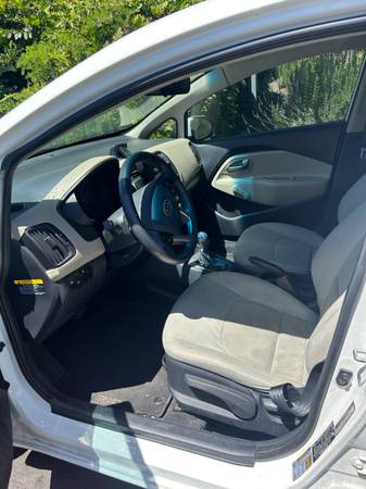 Affordable 2012 Kia Rio – Clean, Runs Excellent – Ready to Drive - $4,500 (Encino)63616006863873123