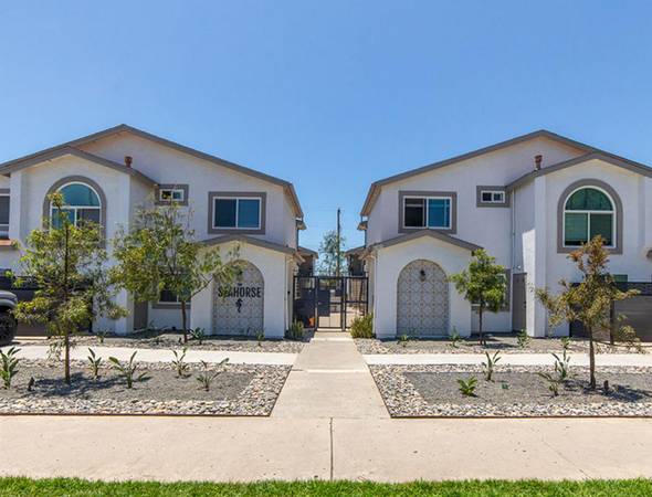 $3,295 / 3br - Hard Surface Floor & Stainless Appliances - 3 Bed w/ Garage Space (Cherokee Point)64037044638337123