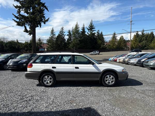 1998 Subaru Legacy Wagon Outback Limited AWD - $2.999 (Lynnwood, WA)63441509523841121