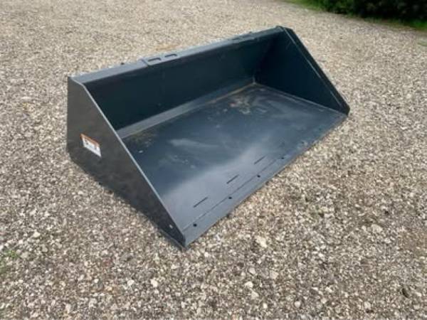 72” skid steer bucket - never used 1