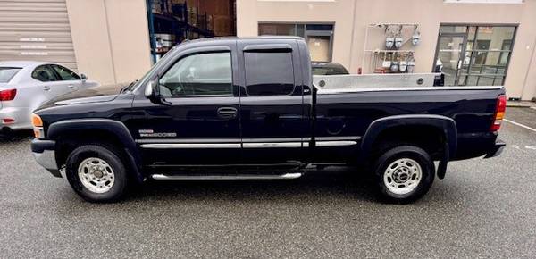 2002 GMC Sierra SLE 2500HD Duramax Pickup 1