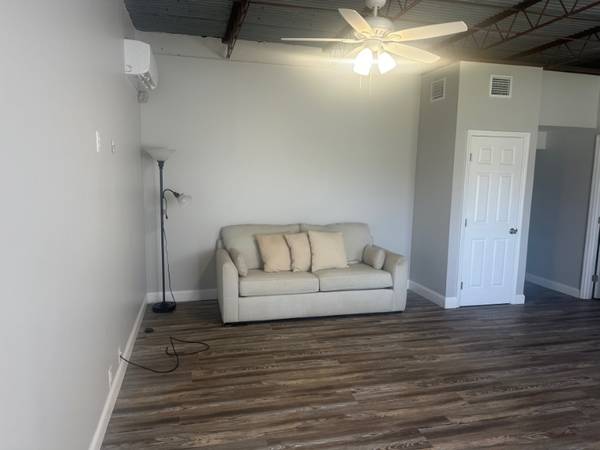 $1500.00 / 1br - 600ft2 - 1/1 Indian River Dr63799909825921121