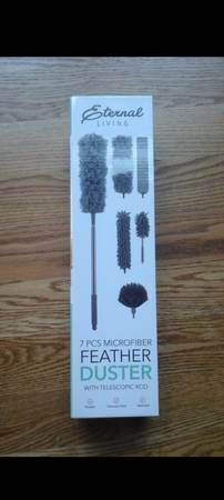 Feather duster 1