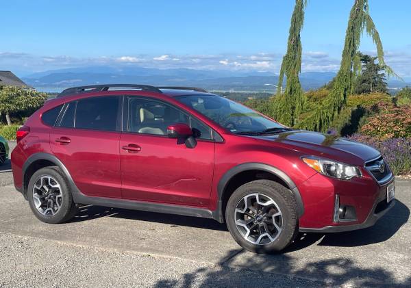 Suburu Crosstrek - $14,000 (Stanwood Wa.)63623310593665121