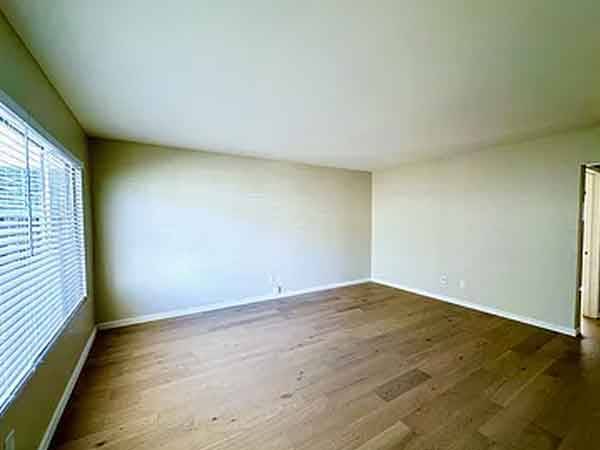 $900 / 2br - -*-*Charming 2 bedroom, 1 bathroom single-story house!! (San Diego, CA)63932989814915122