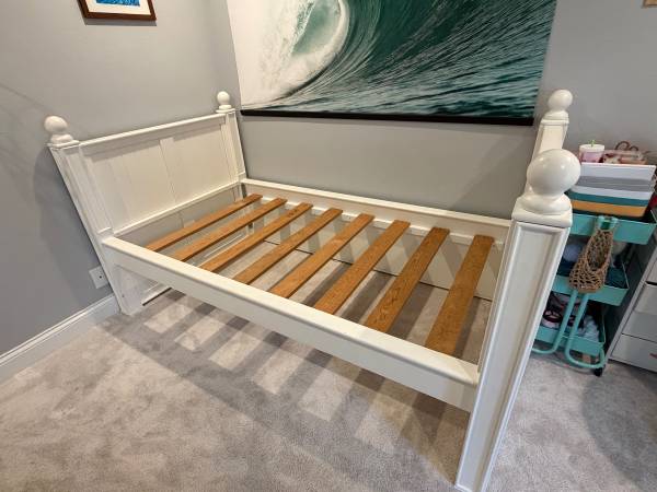 Pottery Barn Twin Bed 1