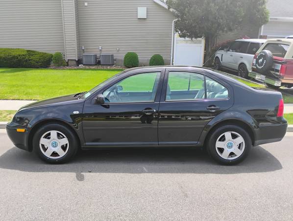 GORGEOUS 02 MK4 VOLKSWAGEN JETTA TDI DIESEL 50 MPG 72K ORIG MILES-WOW - $13,000 (SYOSSET-NASSAU COUNTY-EXIT 43 OFF LIE)63614836394625123