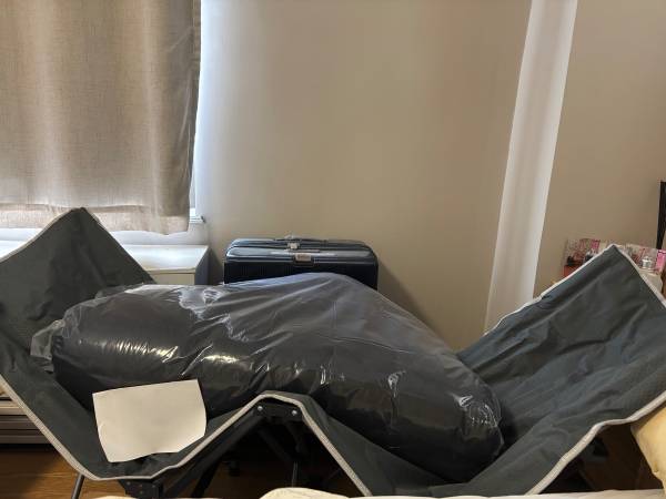 Foldable Bed Barely Used 1