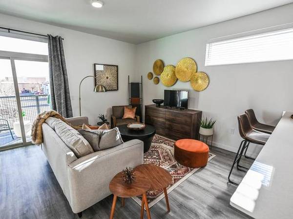 $1,825 / 2br - 850ft2 - Ubicación conveniente, cocina completamente equipada, acceso seguro63659781107331121