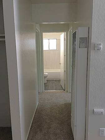 $2,395 / 2br - 2253 Central Avenue Apt C (alameda)63850426925187122