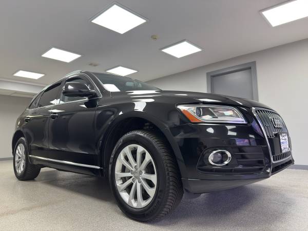 2016 Audi Q5 quattro 4dr 2.0T Premium Plus - $13,995 (Streamwood, IL)63618953389953123
