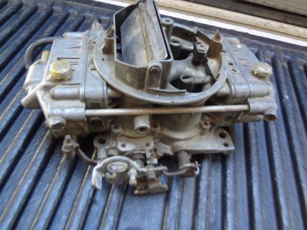 Holley 650 cfm replacement for GM Q-Jet 327-400 engines 1