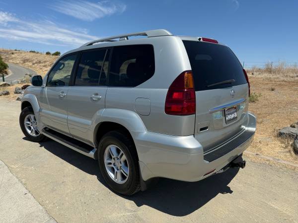 2003 Lexus GX470 con 51.000 millas - $29.990 (Lafayette)63501029280385122