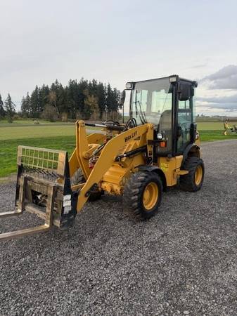 2019 CAT 903D Wheel Loader 1