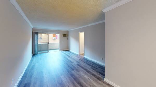 $1,695 / 1br - 650ft2 - Eleanor Apts...Gorgeous Newly Remodeled 1 Bedroom..Amazing Location! (Hollywood)64035738738306121