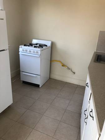 $700 / 1br - 194 Main st (BINGHAMTON NY)64035576612097122