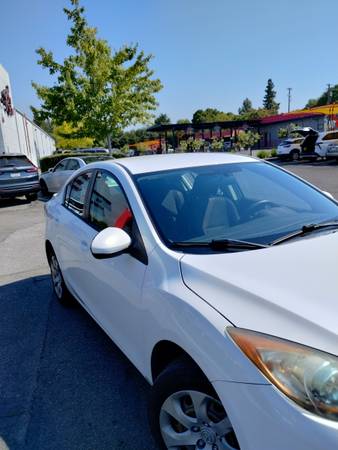 Mazda 3 en venta - $8,999 (471 Northlake Dr. San Jose)63617847234947124