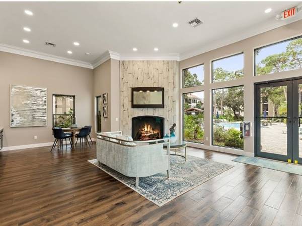 $1,950 / 2br - 1140ft2 - Ceiling Fans, 2bd 2ba, Sarasota FL (Gulf gate)63791129535747122