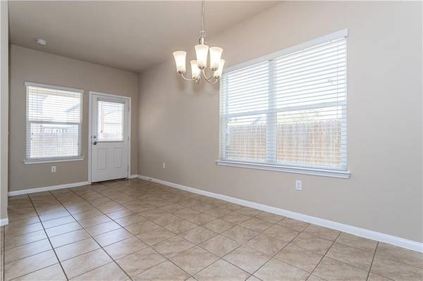 $2,390 / 4br - Spacious 4-Bedroom Retreat with 3 Full Baths in Cedar Park64046032944131122