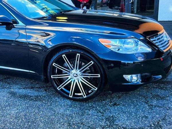 3 Alfina A004 22" X 9" with 265/40R22 tires as is. best offer 1