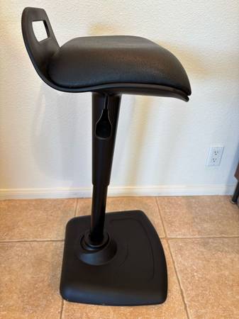Vari active stool 1