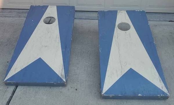 CORN HOLE BOARDS 1