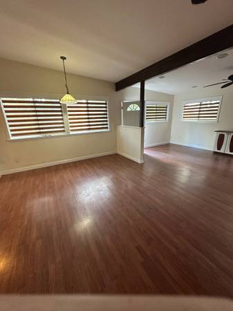 $1,300 / 2br - 850ft2 - Hauula 2 Bedroom 1 Bath Home for Rent, Available November 1st (Hauula, HI)63939536724483121