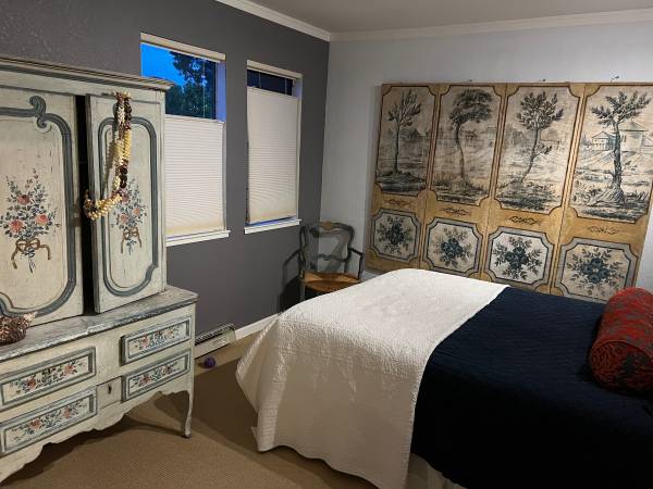$1,250 / 1br - Habitación amueblada, soleada, con cama tamaño queen y baño privado (sausalito)63667856631939124