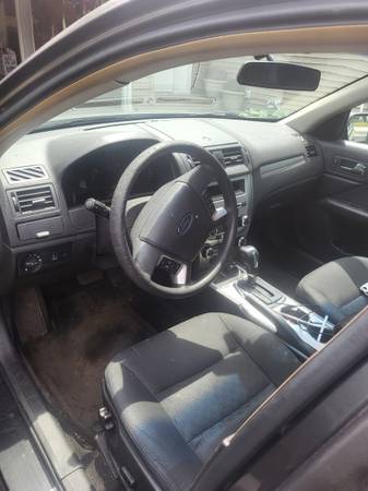 2012 Ford Fusion 114000 miles Reliable - $4,500 (Lake Zurich)63616816872065121