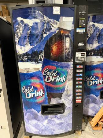 Dixie Narco 501e Soda Pop Vending Machine 1