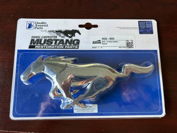 2010-2014 Ford Mustang chrome running pony grille emblem 1