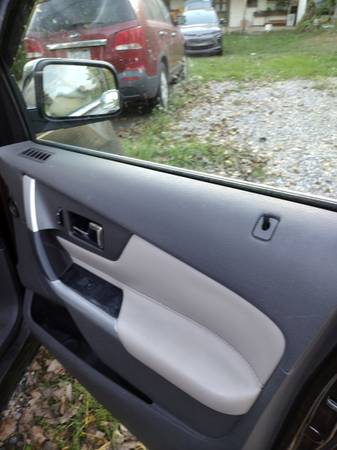 2011 Ford Edge Limited Sport Utility AWD - $4,00063435754210689123
