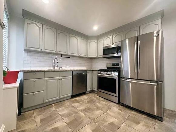 $919 / 1br - Comfortable 1BR Unit with Balcony & Patio Space (san anselmo)63888989780099122