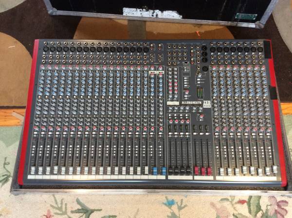 Allen & Heath Zed 428 Mixing Console 1