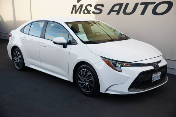 2021 Toyota Corolla LE sedán Blanco Super - $15,998 (LLAME AL 510-722-6092 !!)63470420384643122