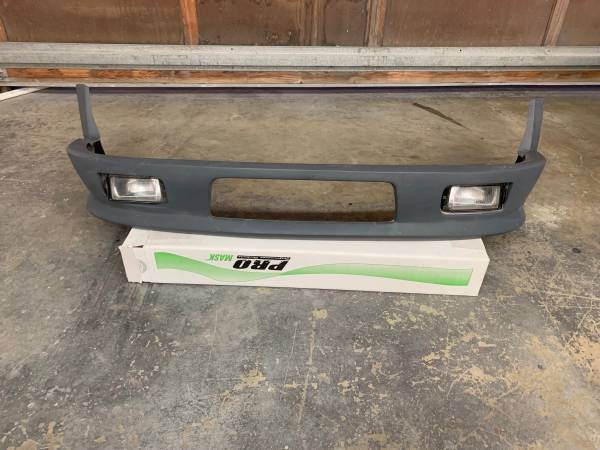 1980’s SERIES PORSCHE 911 FRONT VALANCEW/FOGLAMPS 1