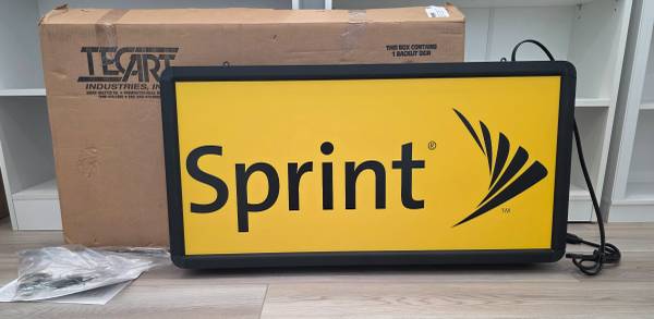 Sprint Illuminated Hanging Sign Double Sided Lightbox 18" x 36" NEW 1