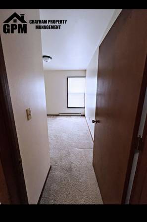 $760 / 2br - Apartment for rent- 421 COLFAX STREET - 8, AUGUSTA, WI 54722 (Augusta)63845960439553123