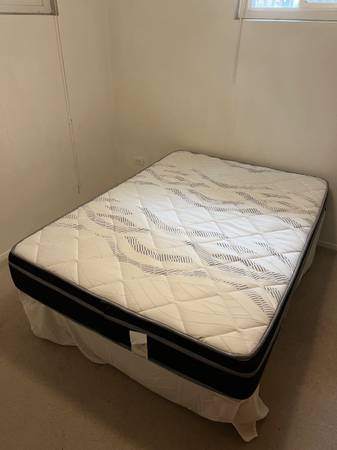 Full size bed 1
